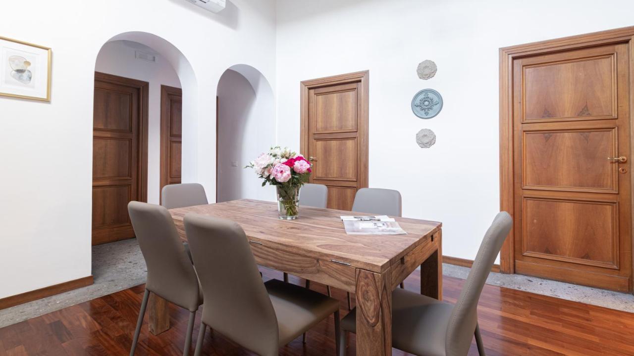 Italianway - Barberini Elegantia Apartments Roma Zewnętrze zdjęcie