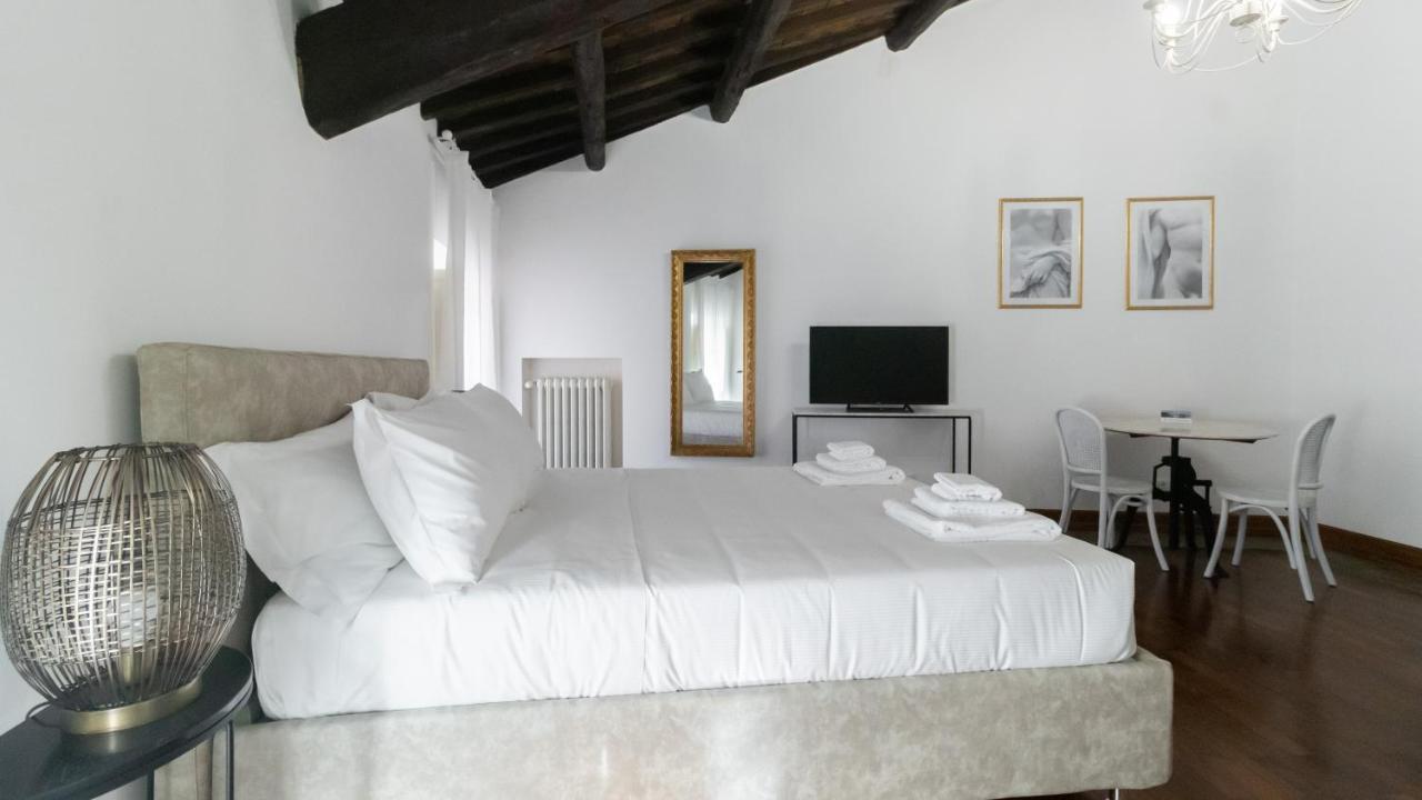 Italianway - Barberini Elegantia Apartments Roma Zewnętrze zdjęcie
