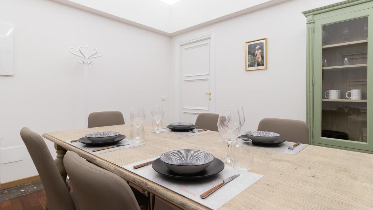 Italianway - Barberini Elegantia Apartments Roma Zewnętrze zdjęcie